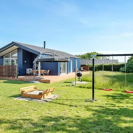 Beautiful In Sydals With Kitchen Nedre Lysabild
